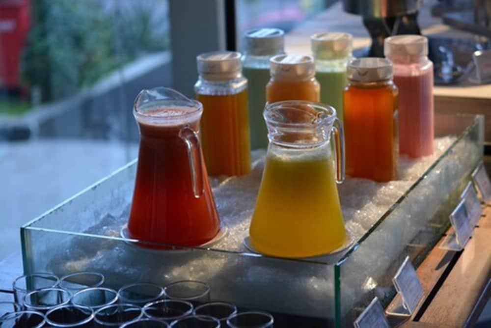 Luminor Hotel Jemursari By Wh With The Best Breakfast In Town And Located Near Surabaya Industrial Estate Rungkut Sier Zewnętrze zdjęcie