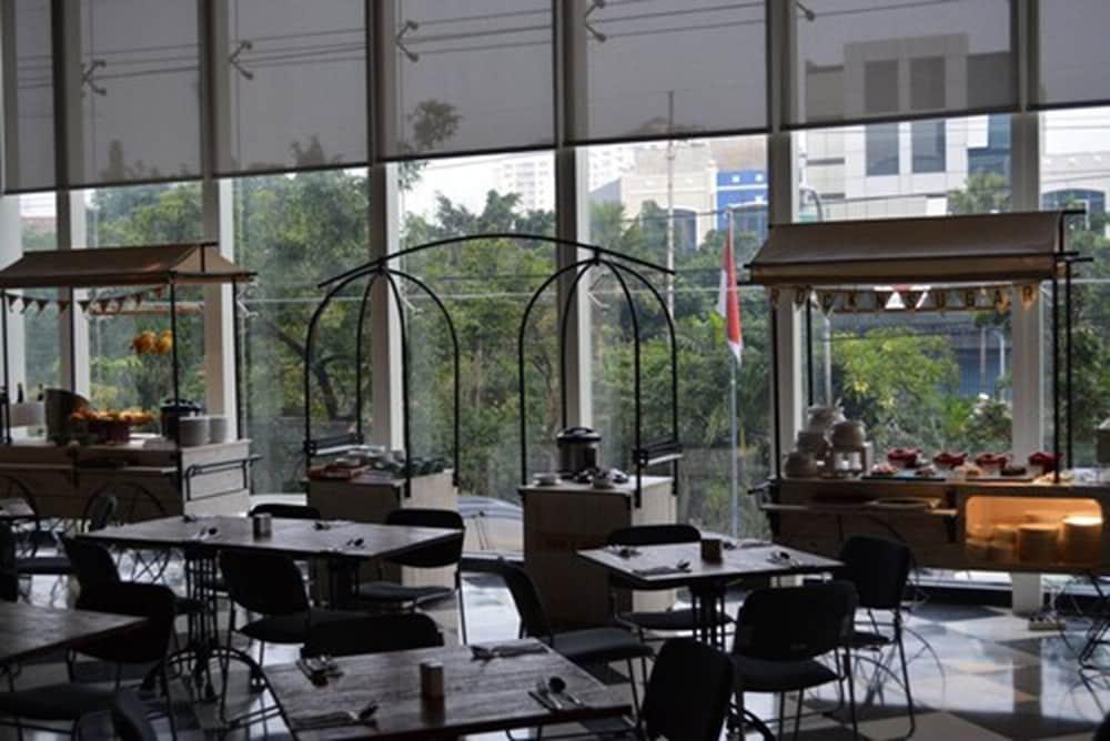 Luminor Hotel Jemursari By Wh With The Best Breakfast In Town And Located Near Surabaya Industrial Estate Rungkut Sier Zewnętrze zdjęcie