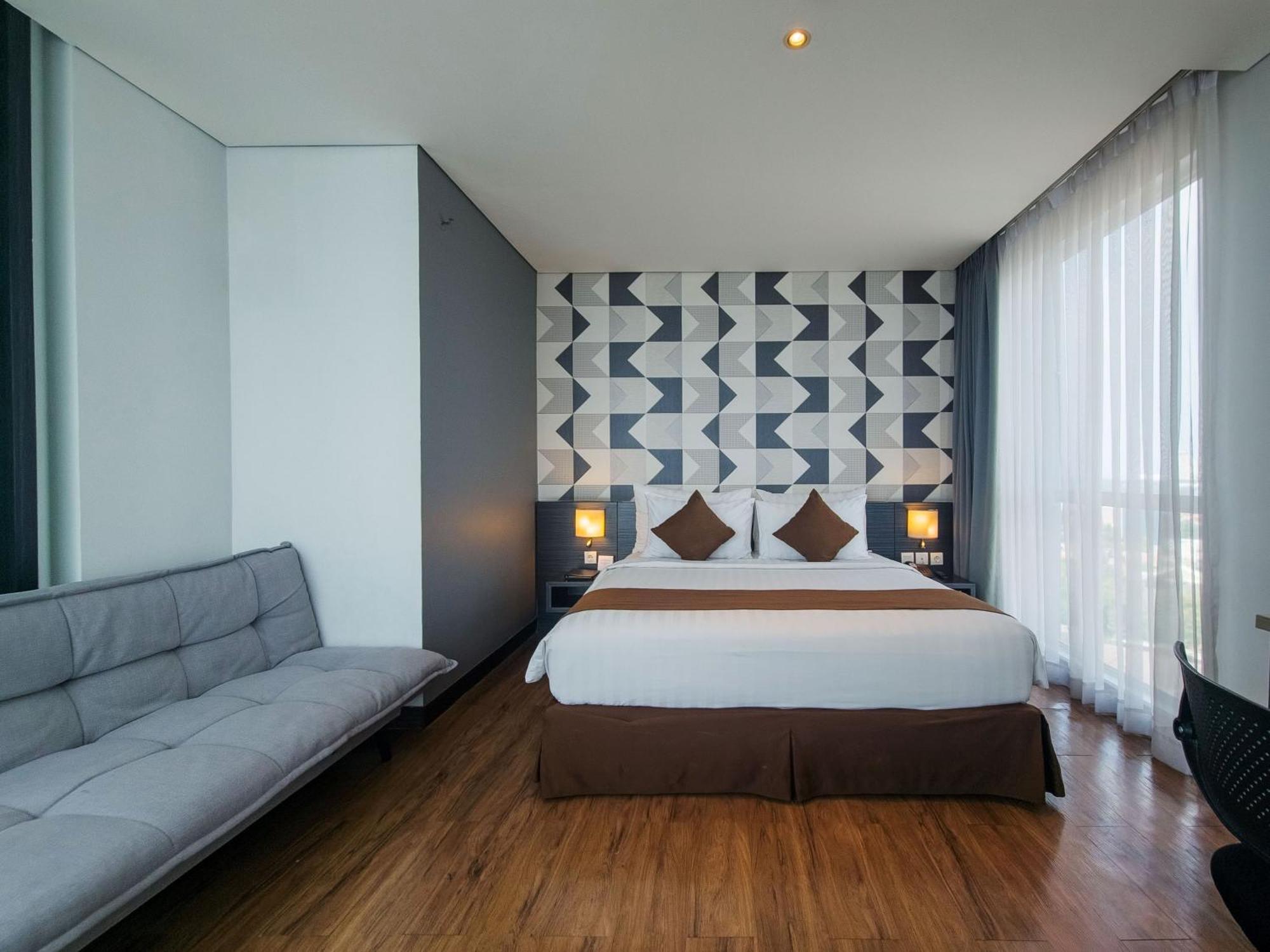 Luminor Hotel Jemursari By Wh With The Best Breakfast In Town And Located Near Surabaya Industrial Estate Rungkut Sier Zewnętrze zdjęcie