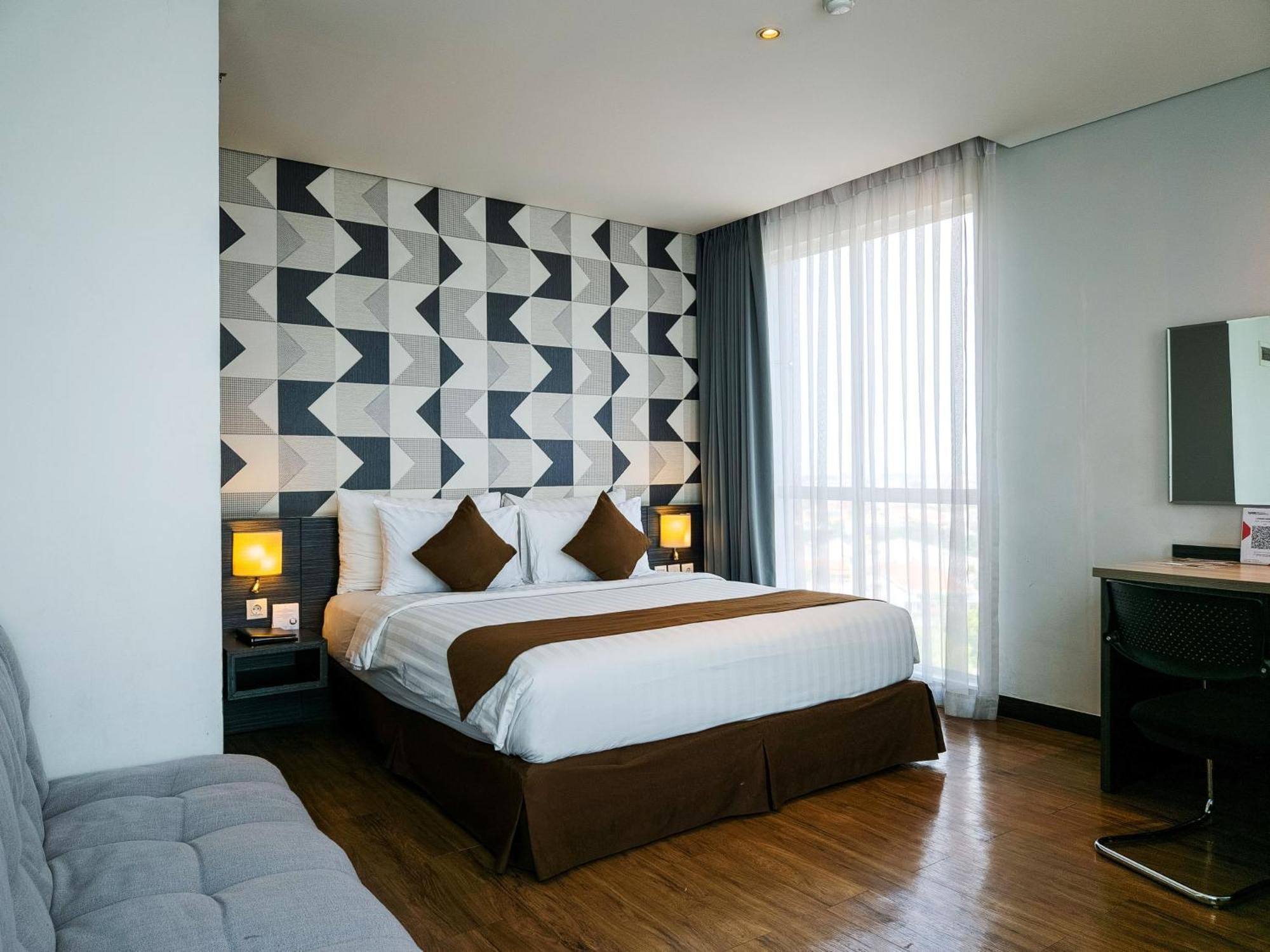Luminor Hotel Jemursari By Wh With The Best Breakfast In Town And Located Near Surabaya Industrial Estate Rungkut Sier Zewnętrze zdjęcie