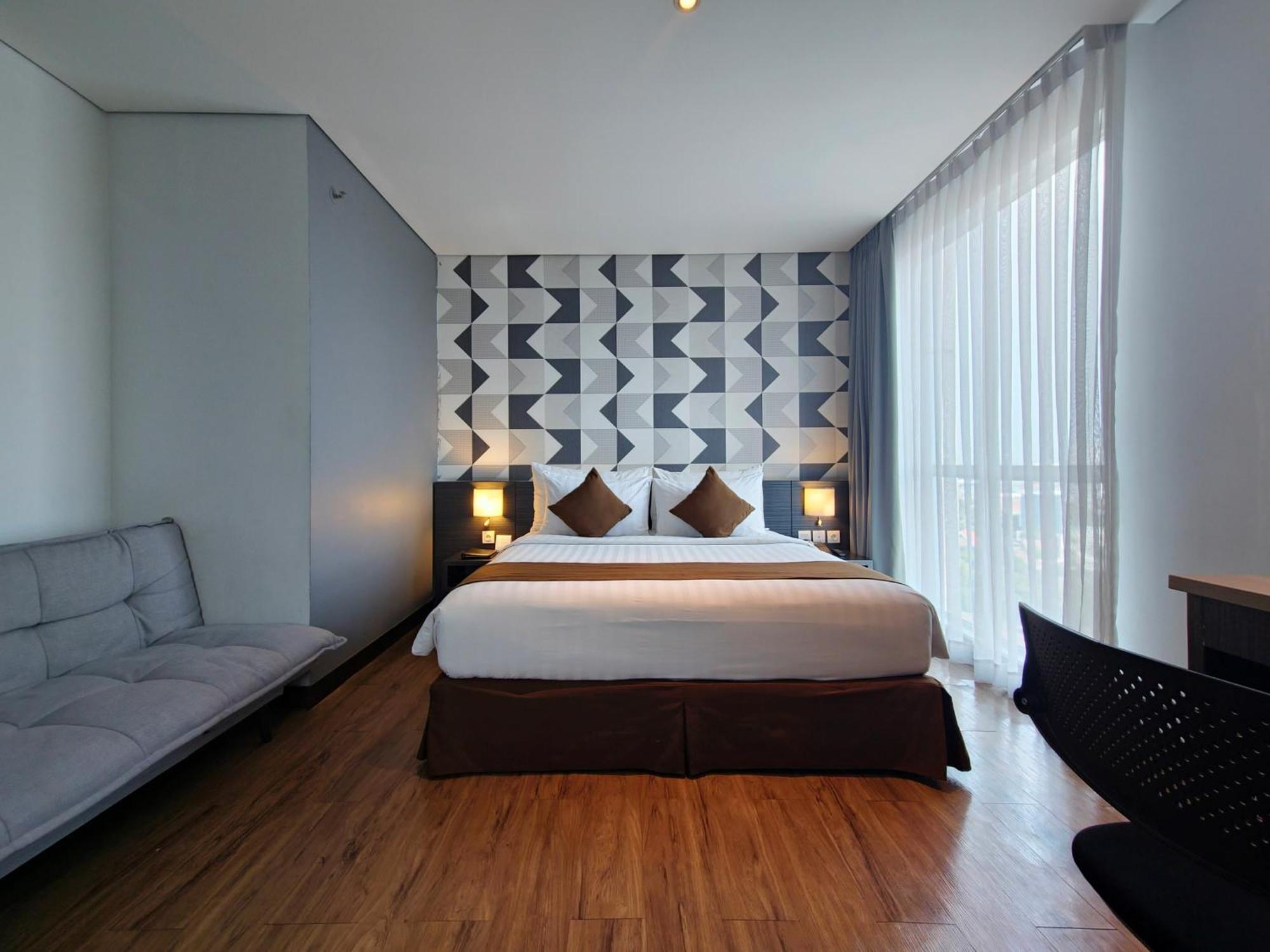Luminor Hotel Jemursari By Wh With The Best Breakfast In Town And Located Near Surabaya Industrial Estate Rungkut Sier Zewnętrze zdjęcie