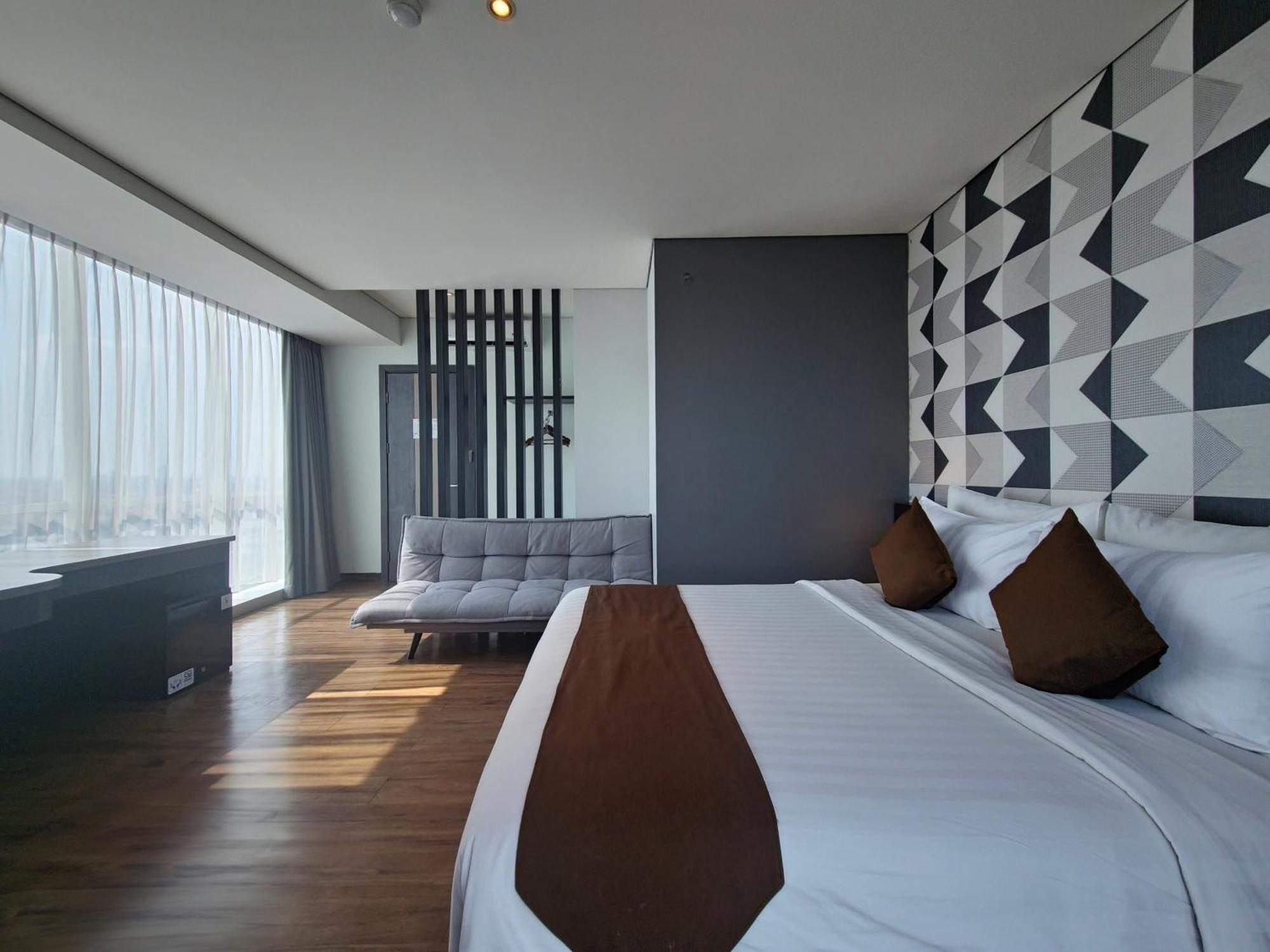 Luminor Hotel Jemursari By Wh With The Best Breakfast In Town And Located Near Surabaya Industrial Estate Rungkut Sier Zewnętrze zdjęcie