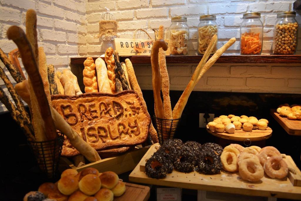 Luminor Hotel Jemursari By Wh With The Best Breakfast In Town And Located Near Surabaya Industrial Estate Rungkut Sier Zewnętrze zdjęcie