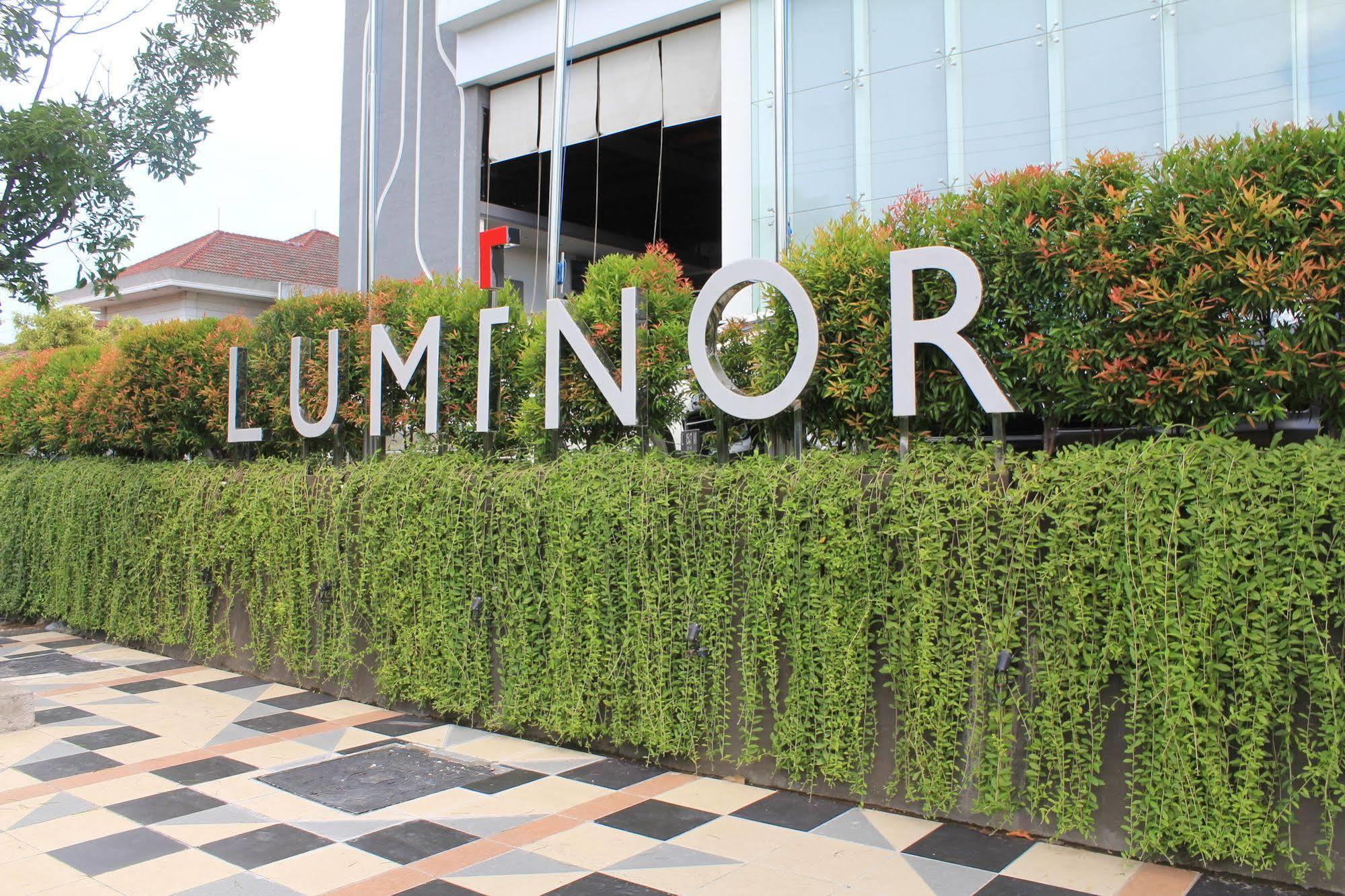 Luminor Hotel Jemursari By Wh With The Best Breakfast In Town And Located Near Surabaya Industrial Estate Rungkut Sier Zewnętrze zdjęcie